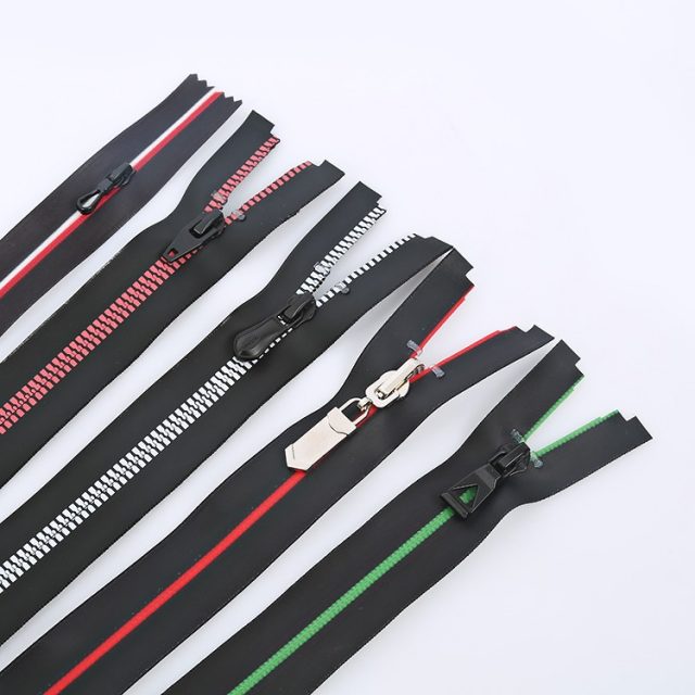 Factory customized logo waterproof zipper (1)