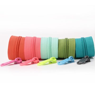 Wholesale custom nylon coil zipper (4)