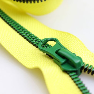 Wholesale custom plastic teeth zipper for bags (2)