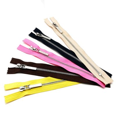 Yellow black oxide zipper metal for handbag (1)